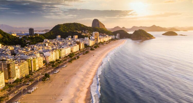 Copacabana, uno de los barrios más animados de Río de Janeiro